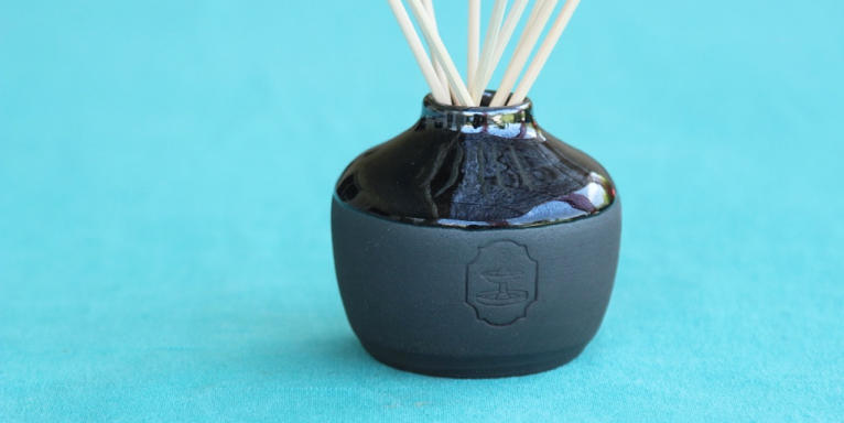 diffuseur-de-parfum-noir-3